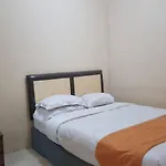 Oyo 3236 Bakom Inn Syariah